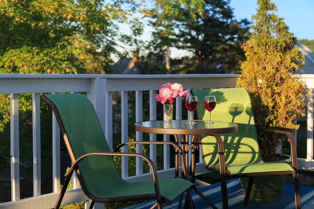 Beech Tree Inn And Cottage Newport Kültér fotó